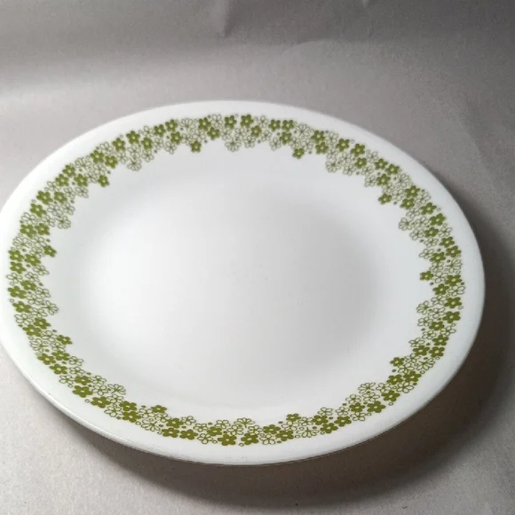 Corelle Spring Blossom Salad Plates with Green Floral Pattern - Picture 4 of 10